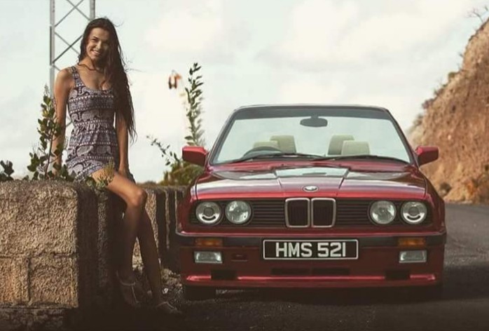 BMW E30 Coupe red